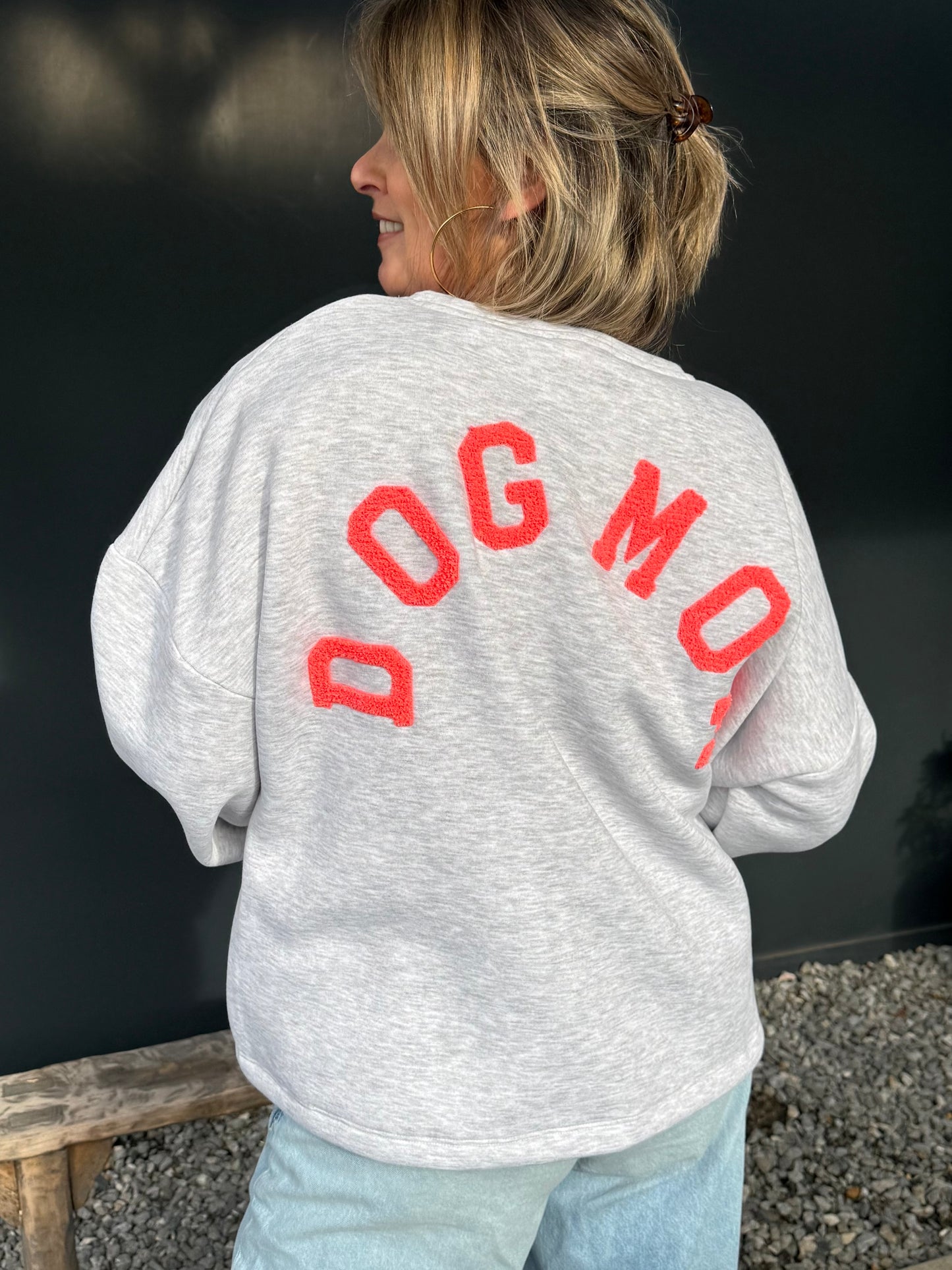 Sweater DOG MOM koraal