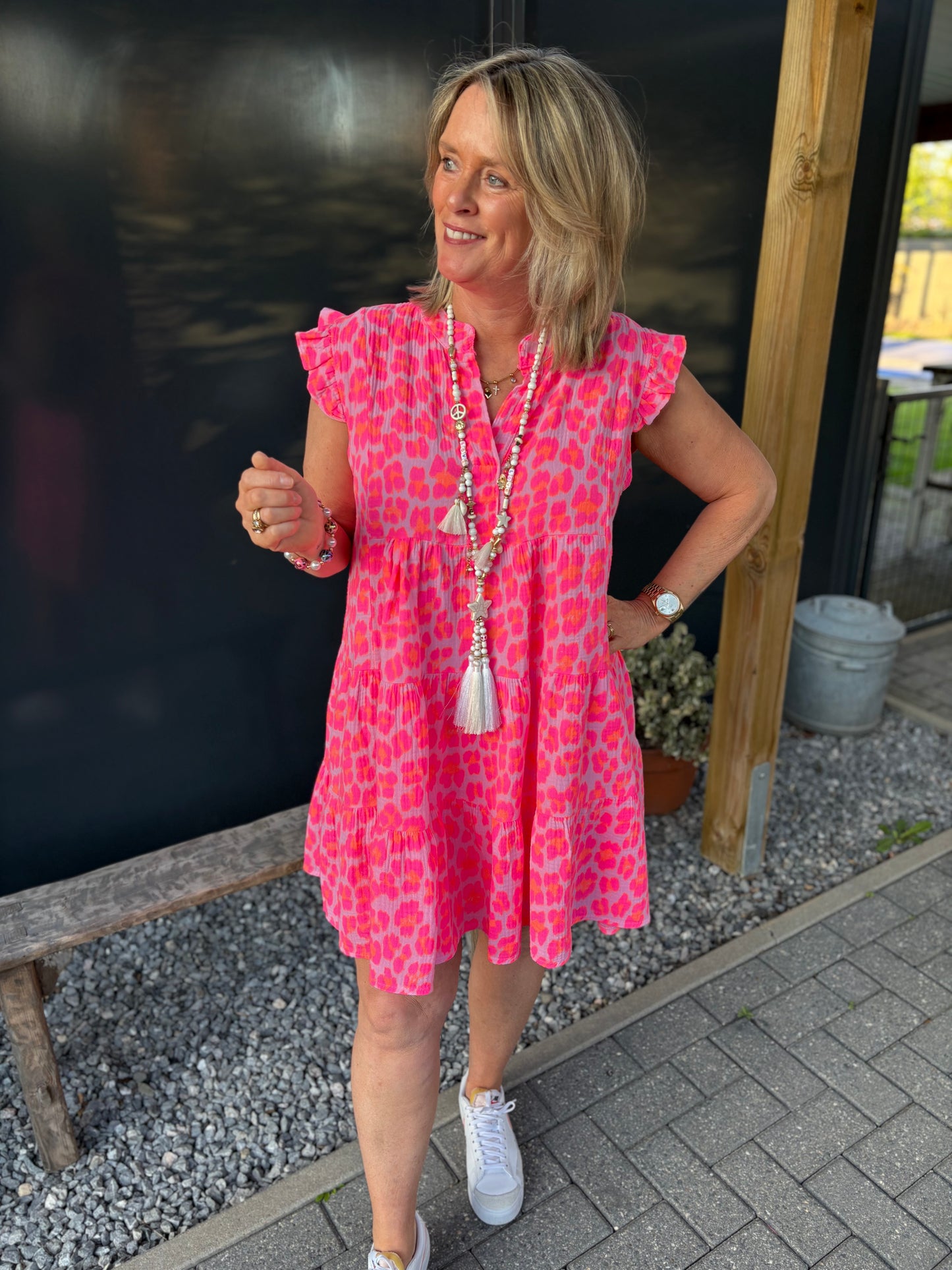 Jurkje tetra kort grote luipaard print neon pink