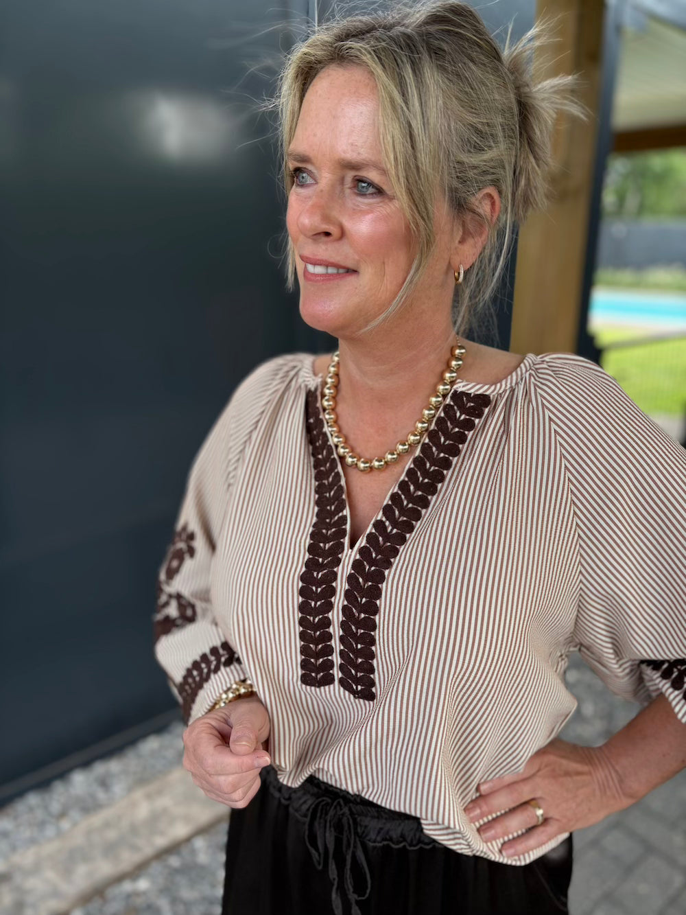 Blouse streep met bloem bruin creme