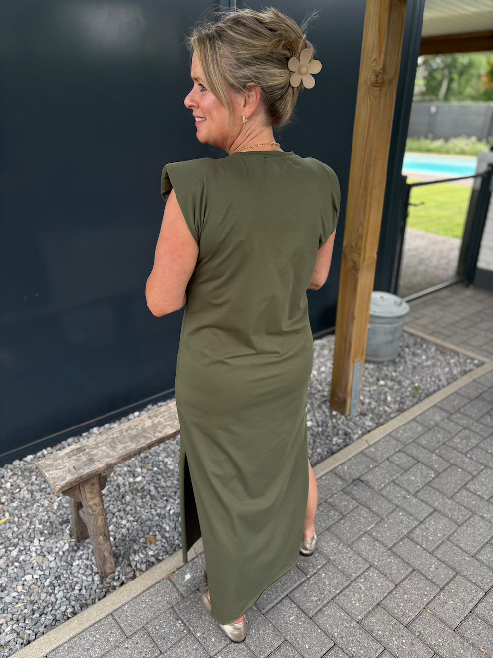 Jurk met shoulderpads khaki