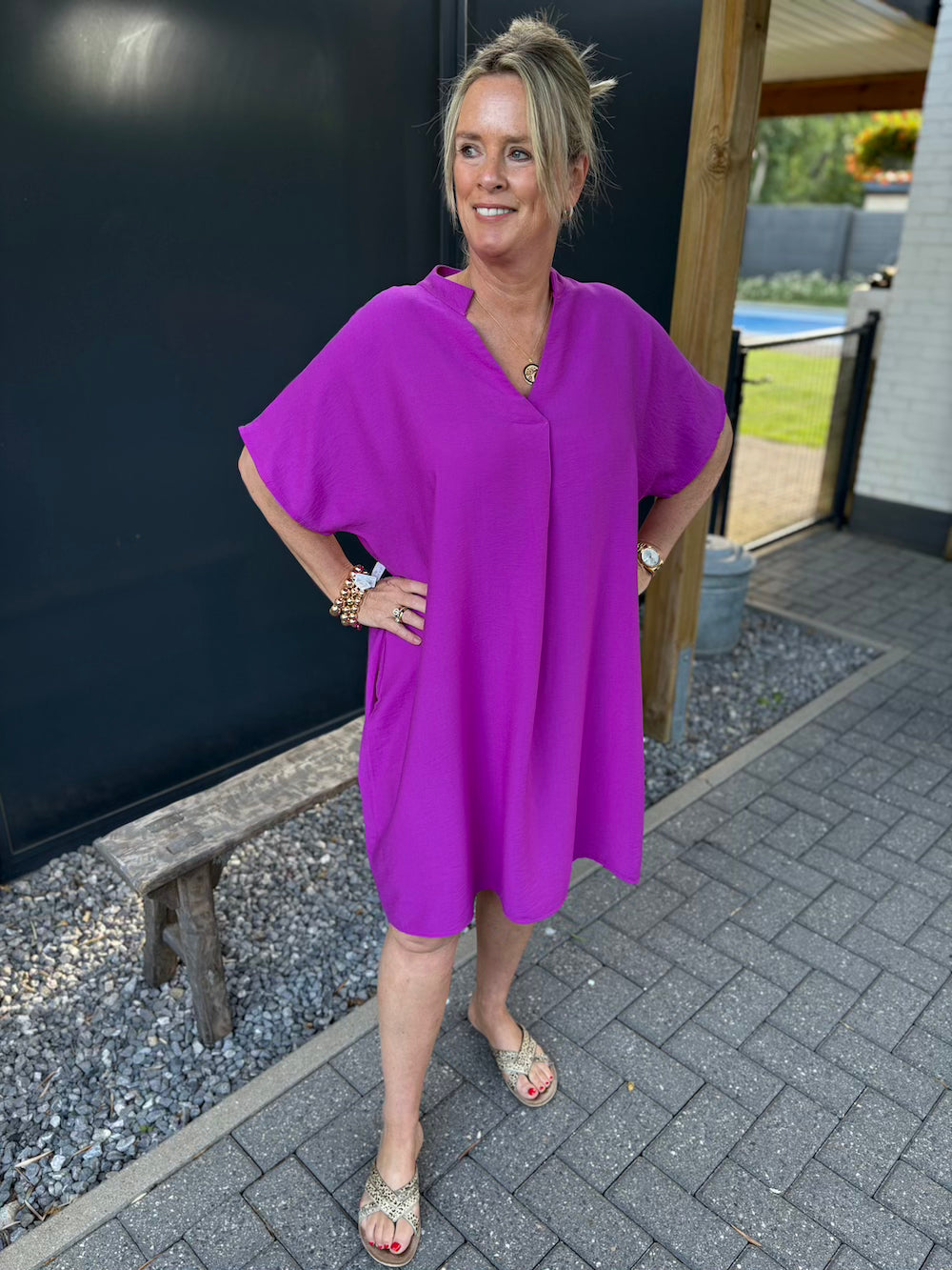 Mididress V hals magenta
