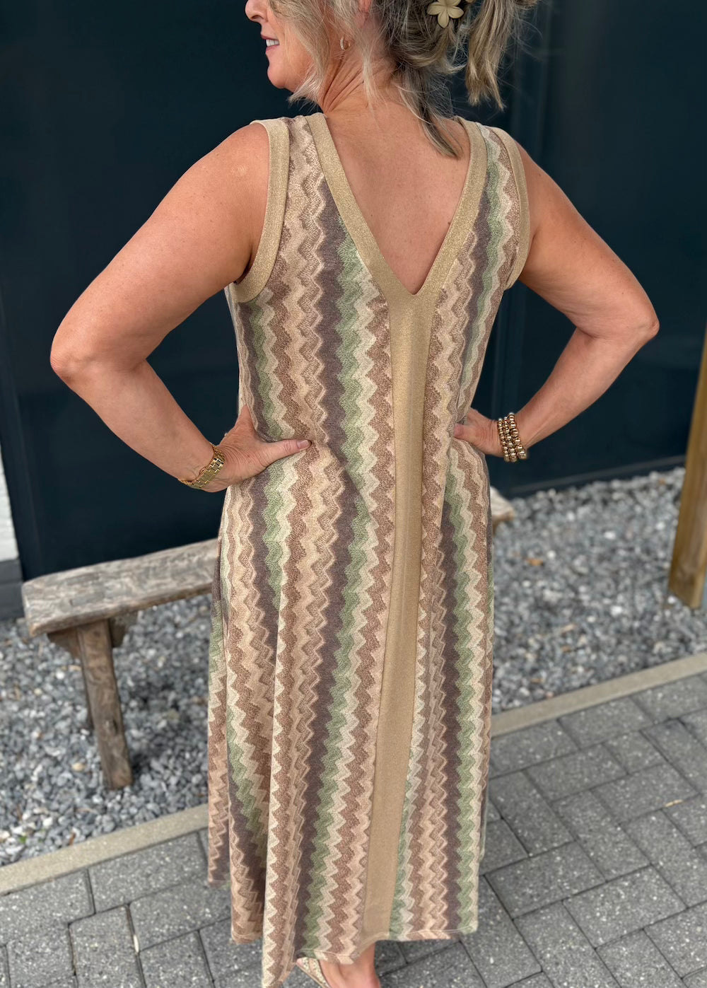 Jurk V hals beige goud groen