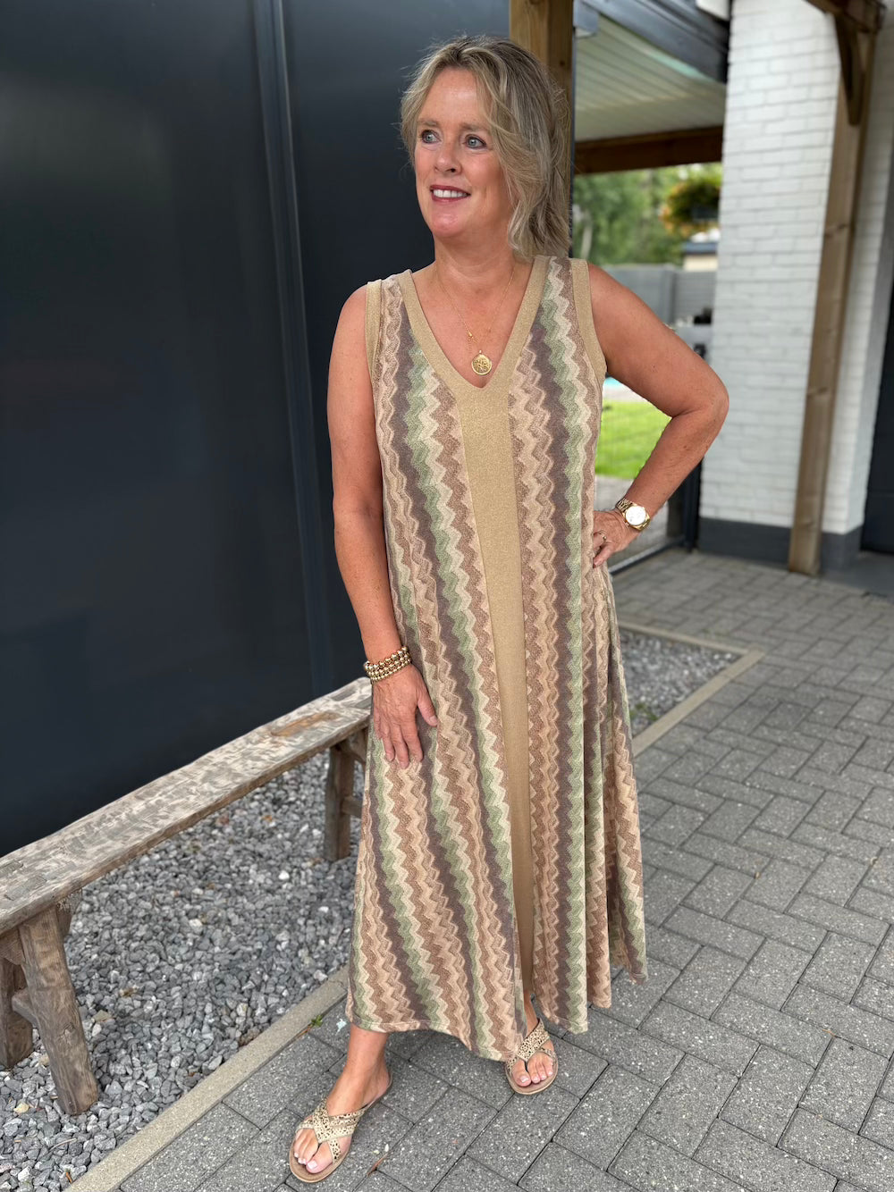 Jurk V hals beige goud groen