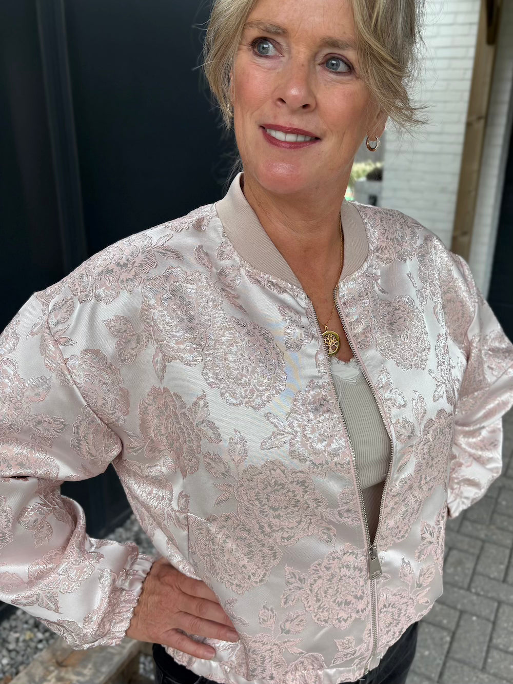 Bomber jas jaquard roze