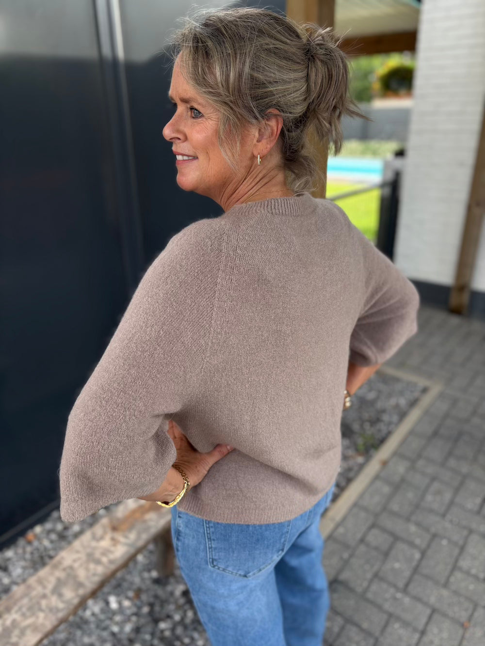 Truitje alpaca wijde mouw taupe