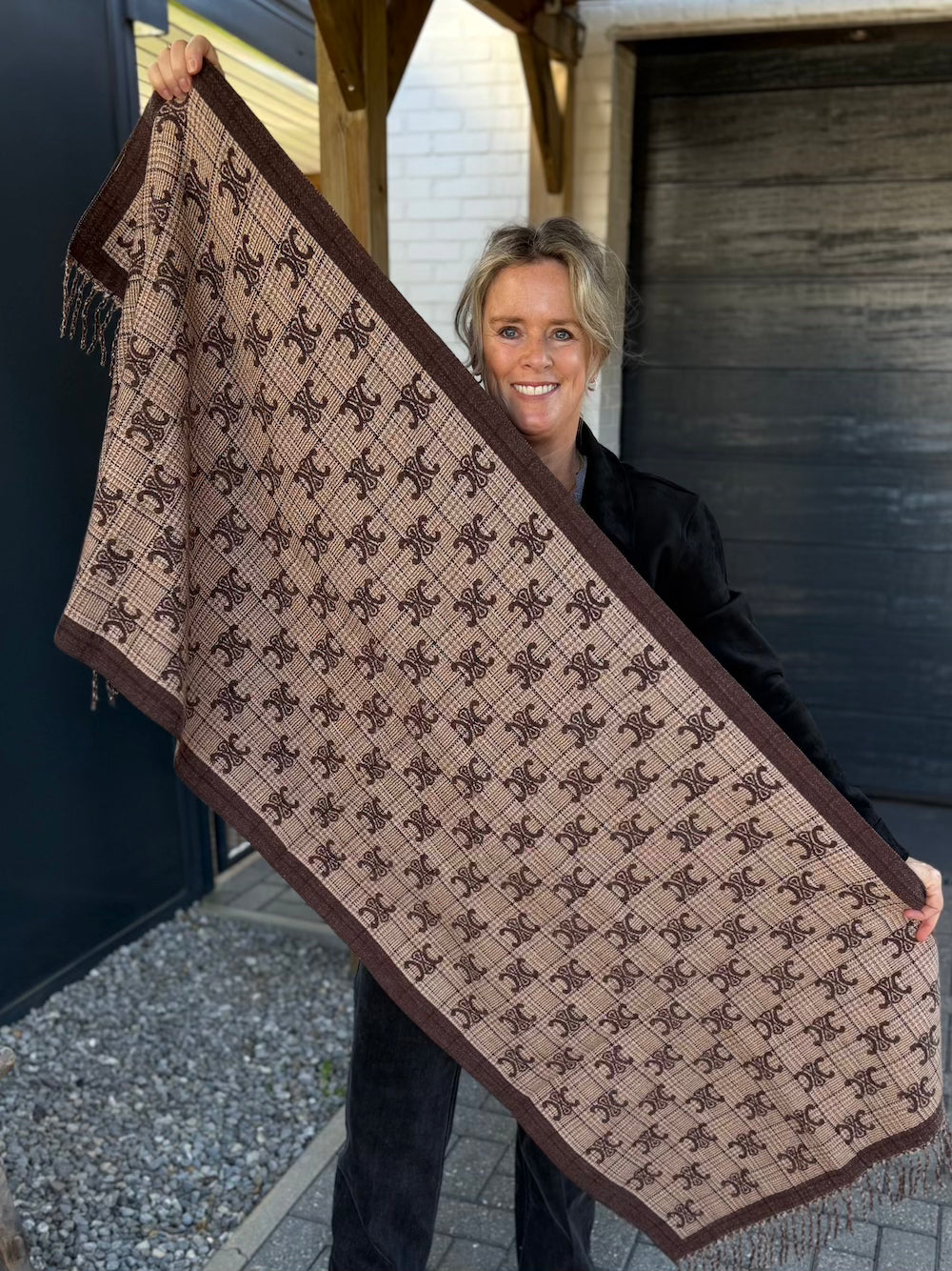 Designer style sjaal bruin