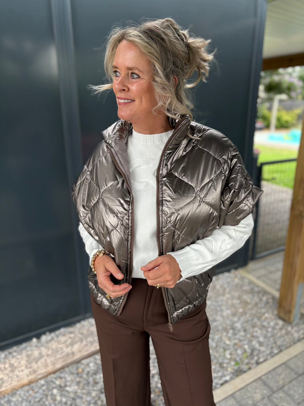 Bodywarmer metallic taupe