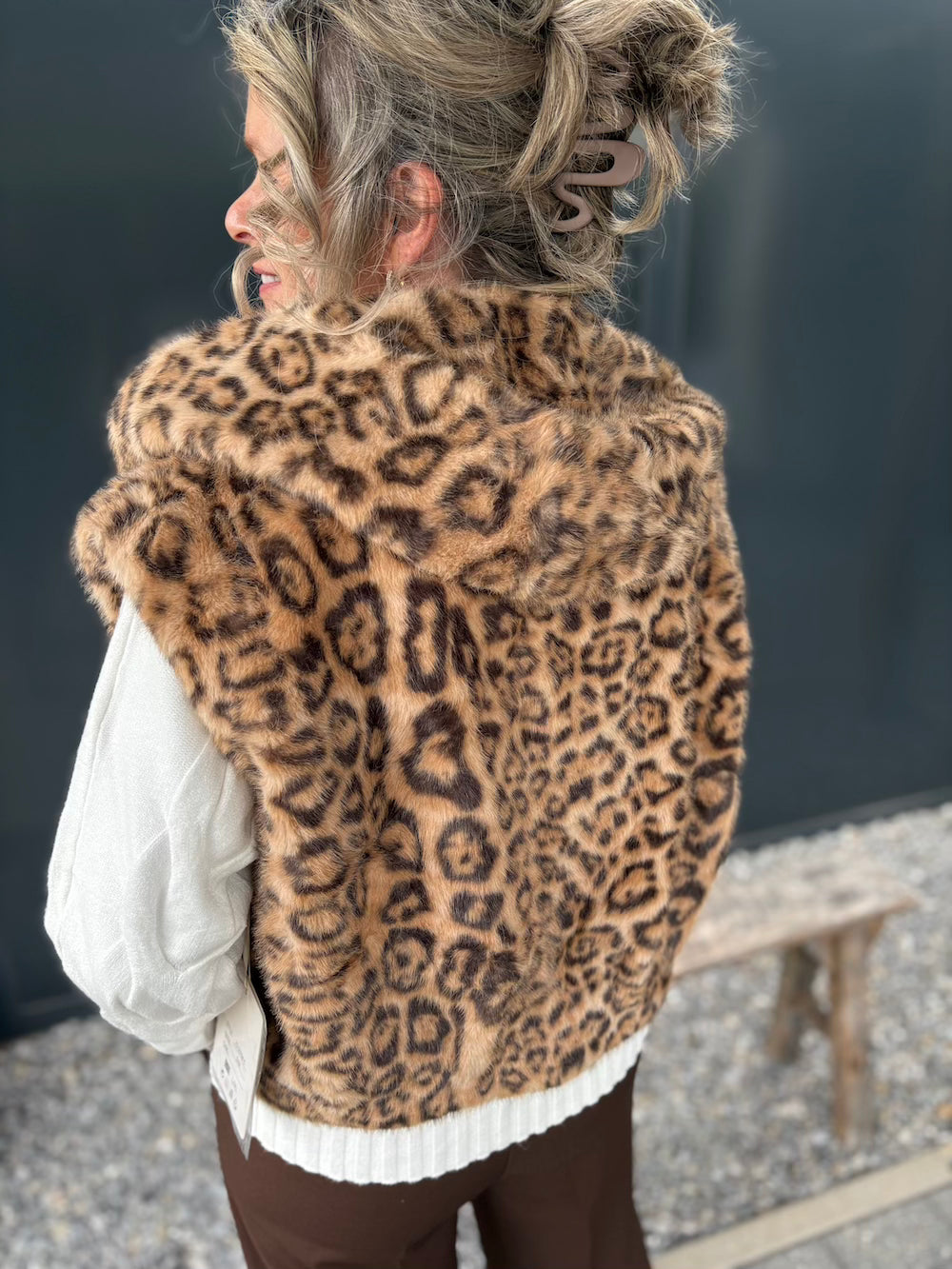 Gilet bont met capuchon luipaard