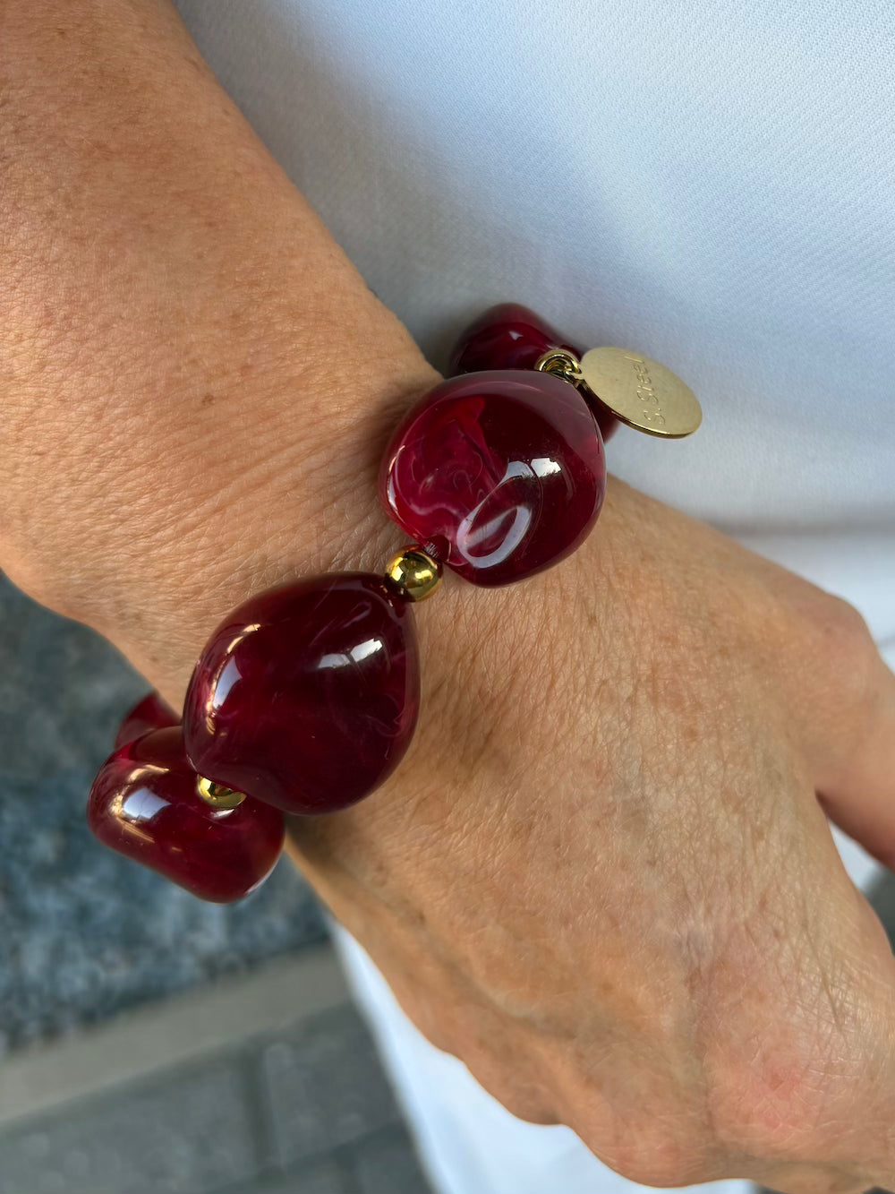 Armband met grote kralen