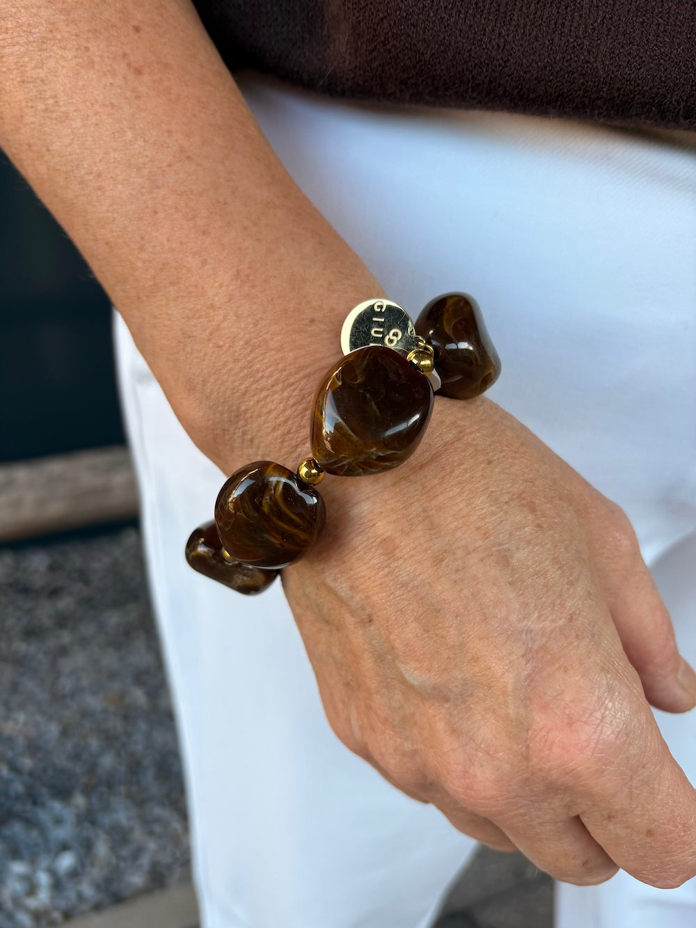 Armband met grote kralen