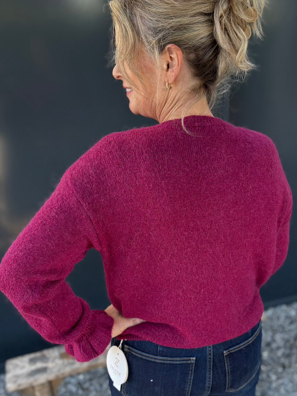 Vestje alpaca lange mouw met froezel manchet cyclaam/bordeaux