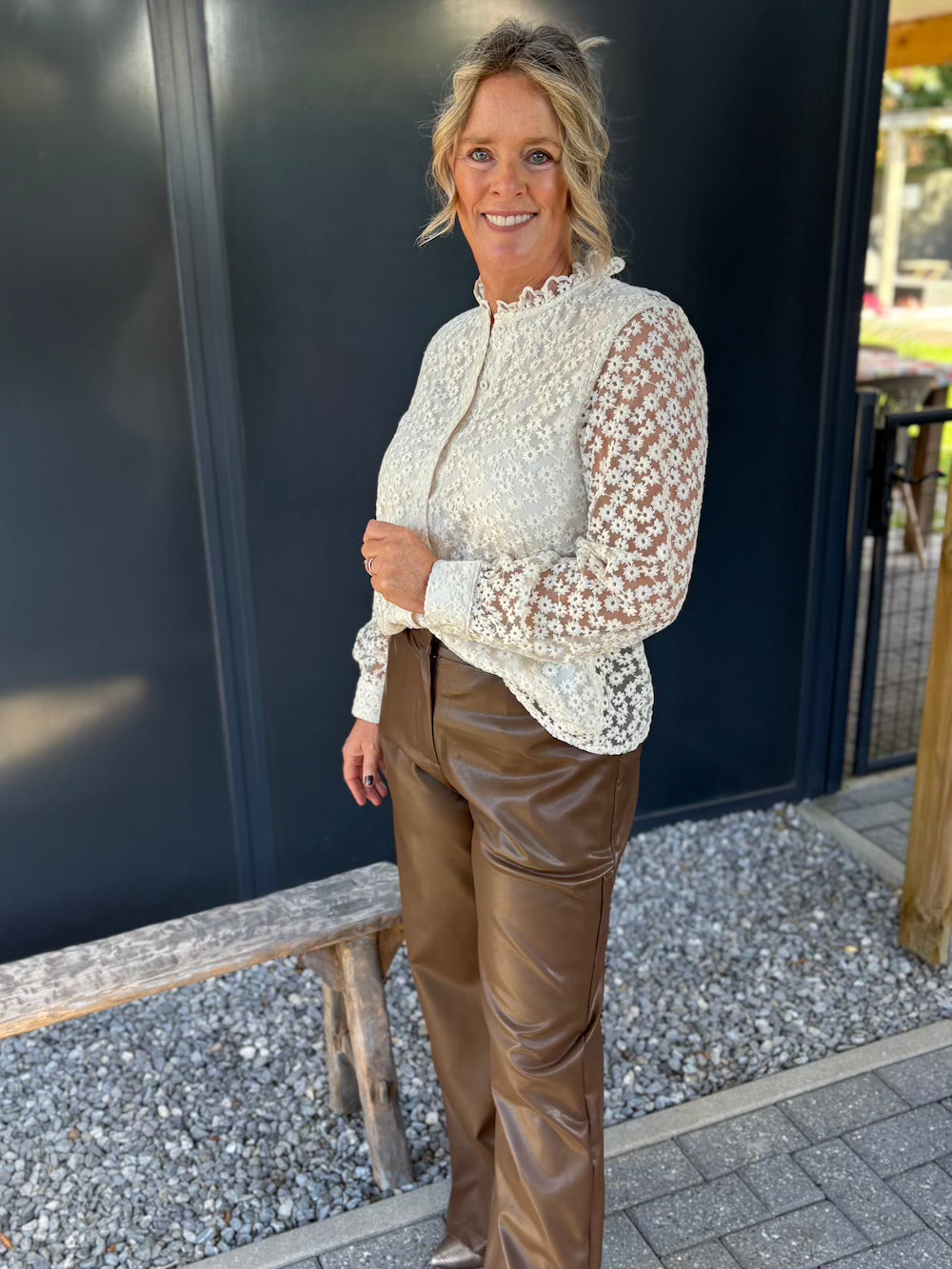 Broek vegan leather bruin