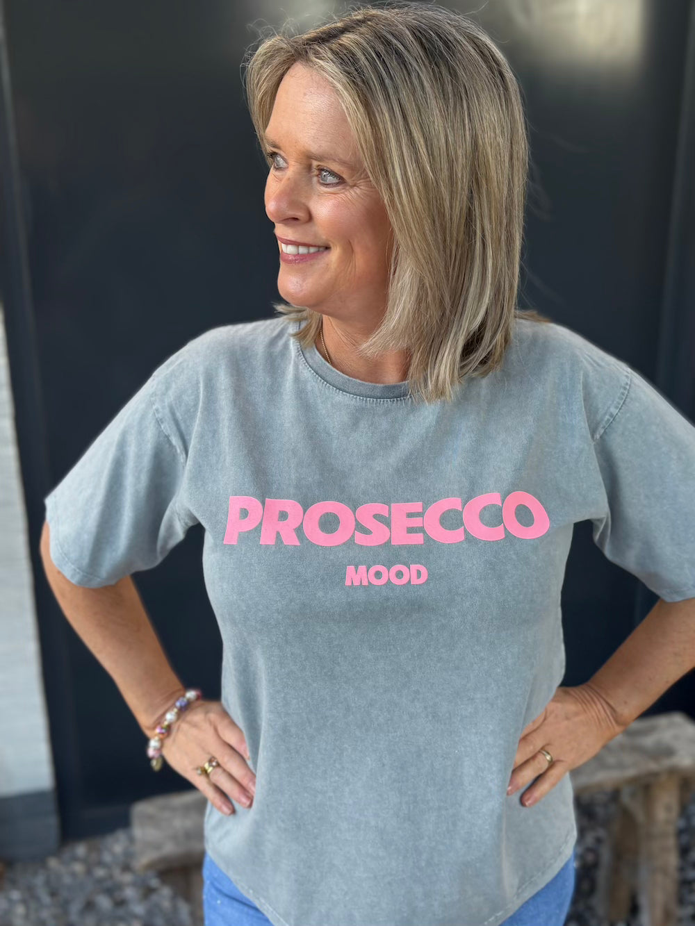 T shirt 'prosecco mood" grijs/ neon roze