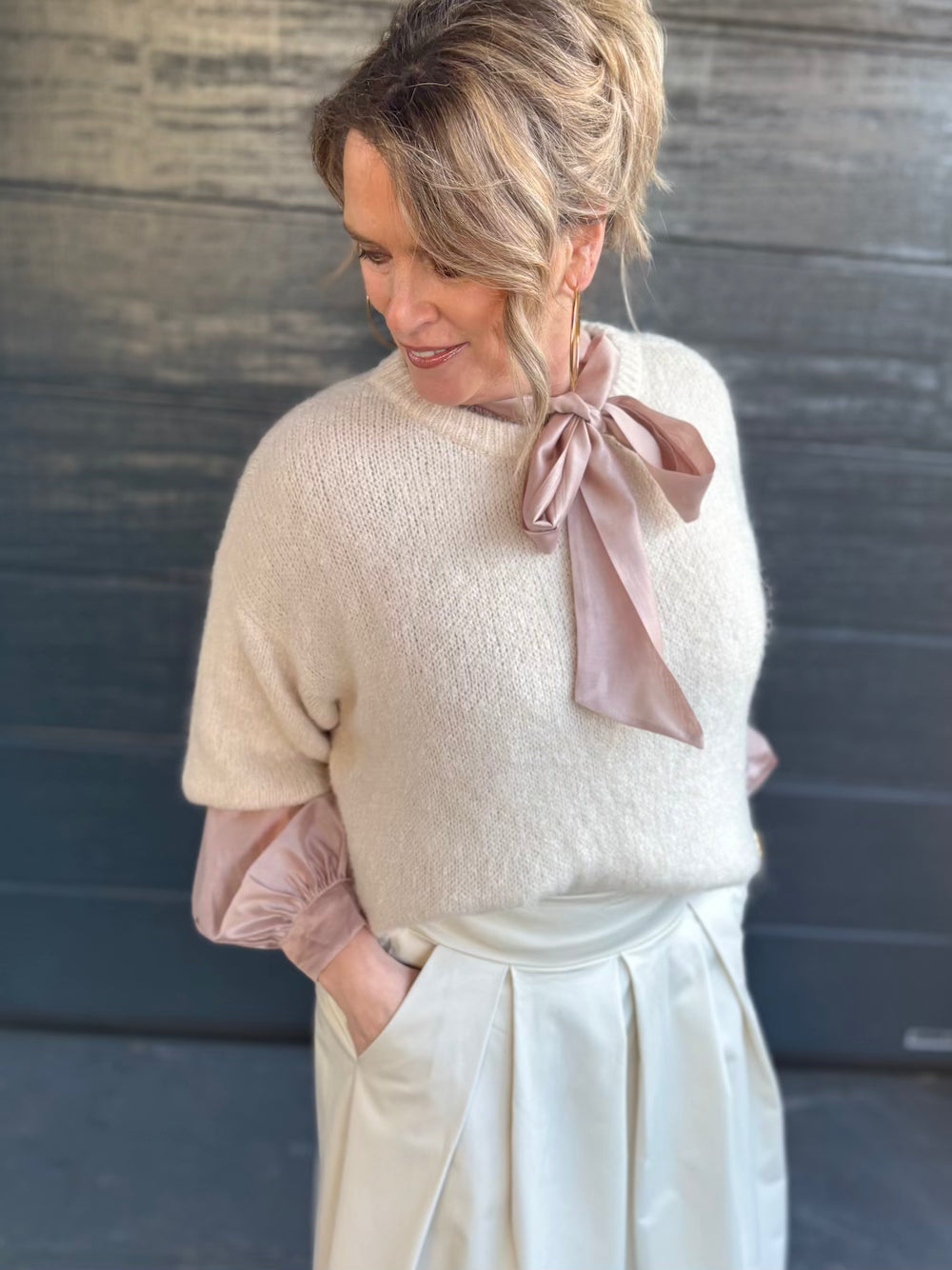 Blouse met strik taupe