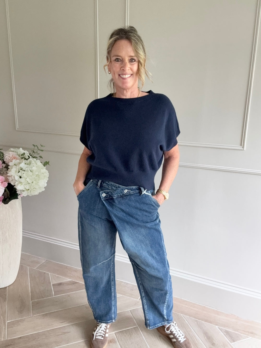 Jeans balloon fit met schuine knoop