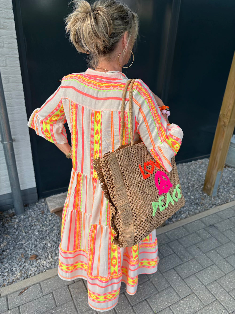Maxi dress met stroken creme neon