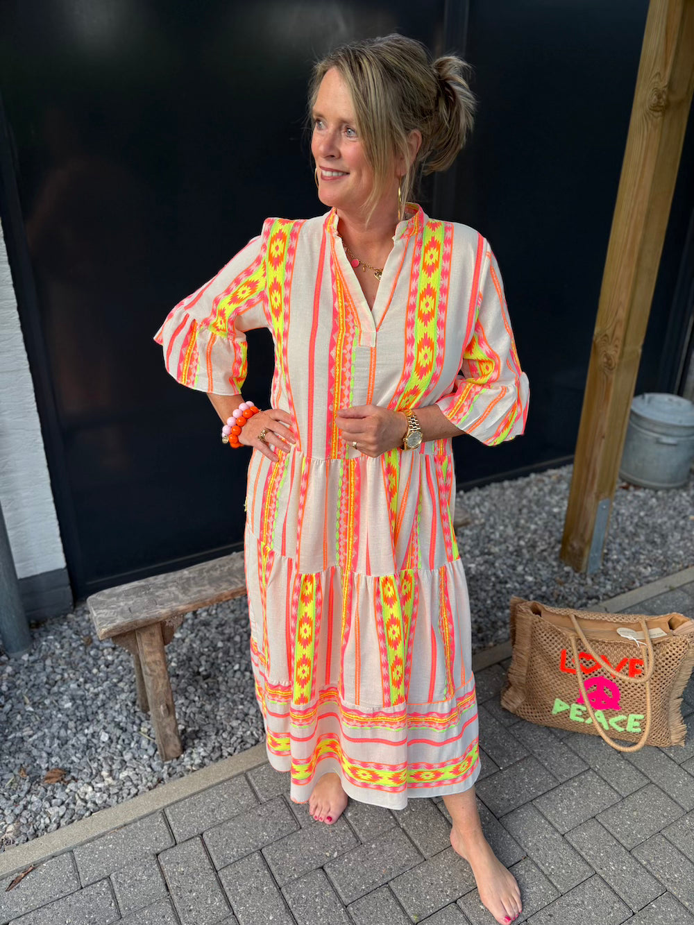 Maxi dress met stroken creme neon