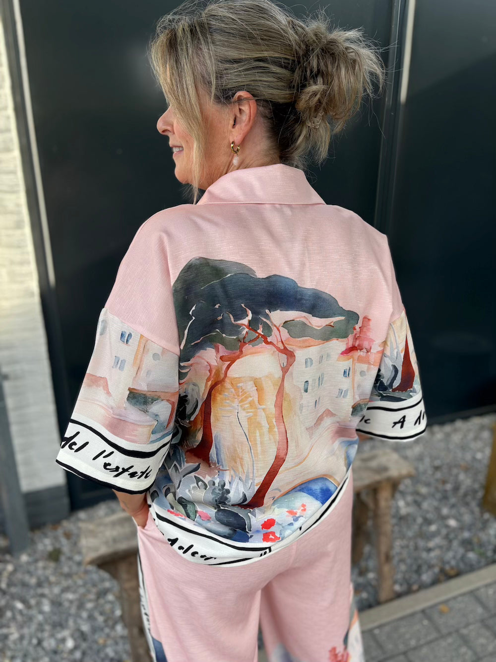 Set broek en blouse met print roze