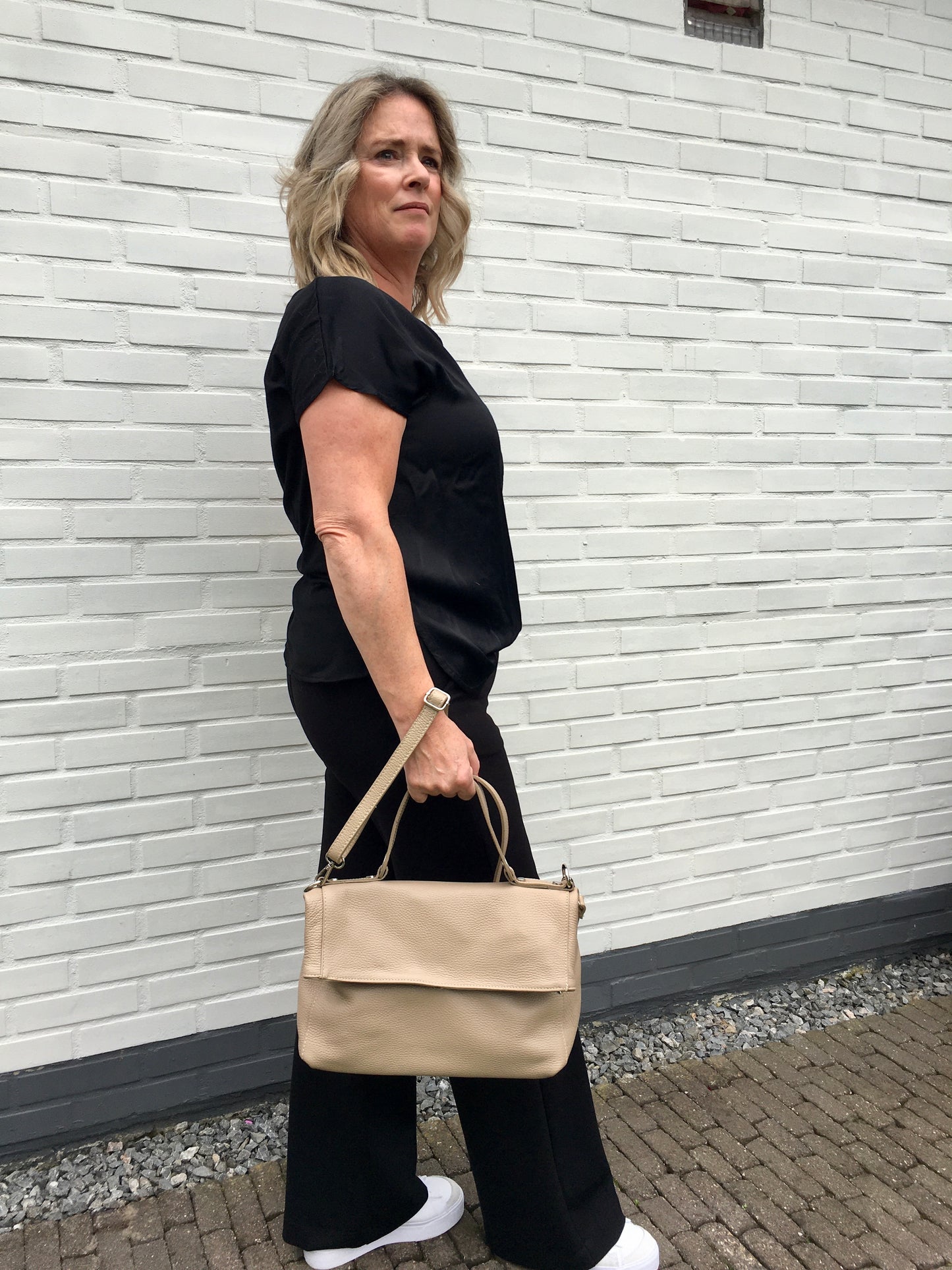 Schoudertas echt leer beige