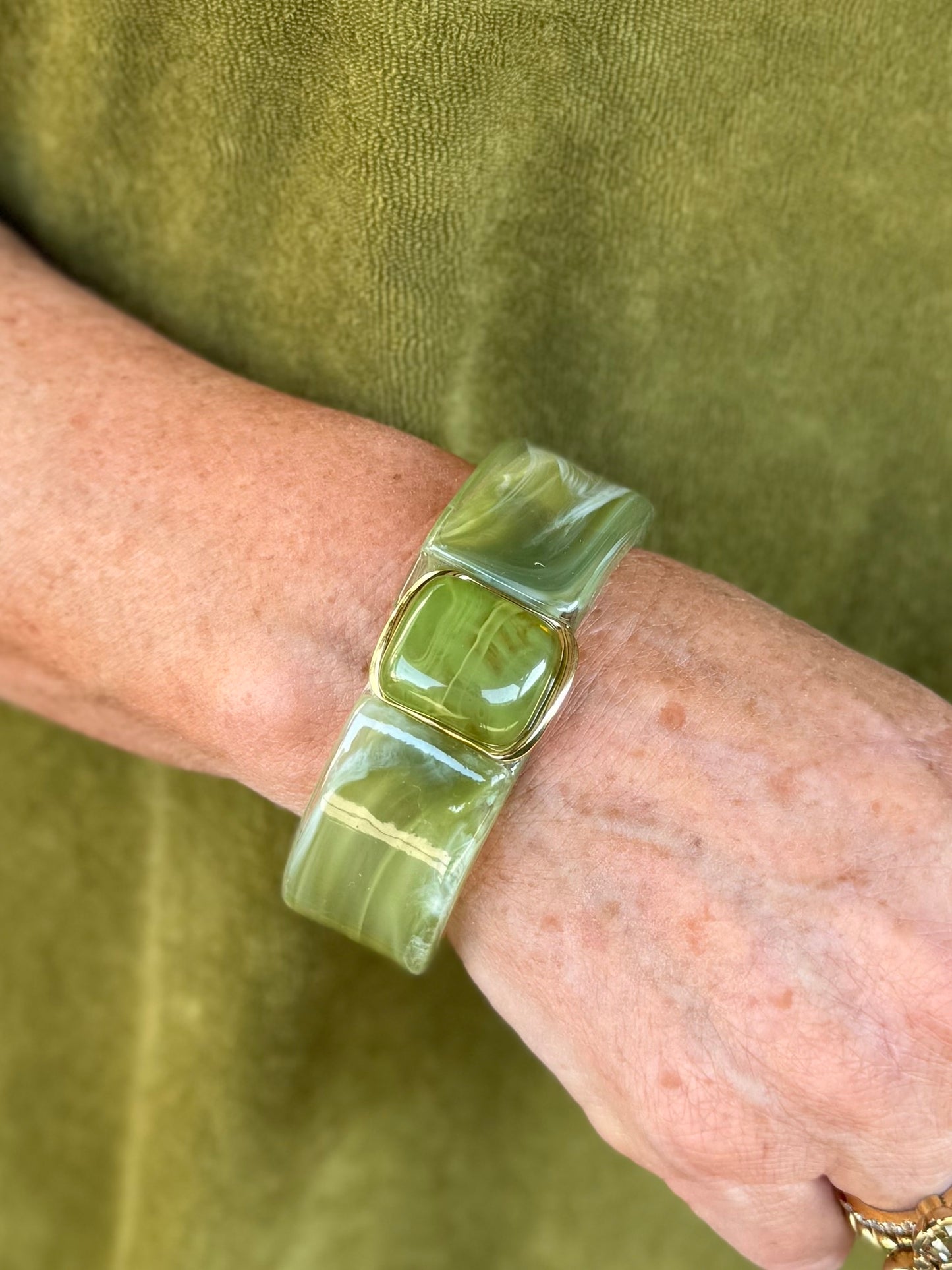 Bangle armband met steen
