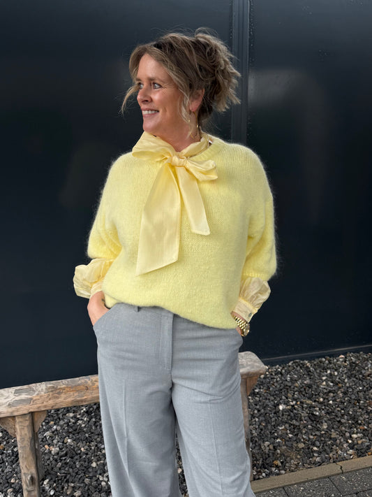 Blouse met strik pastel geel