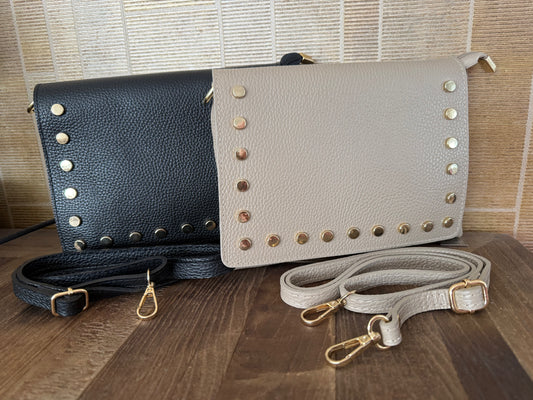 Tasjes met studs leer