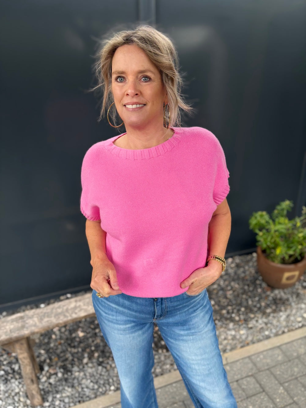 Gebreid truitje fuchsia korte mouw