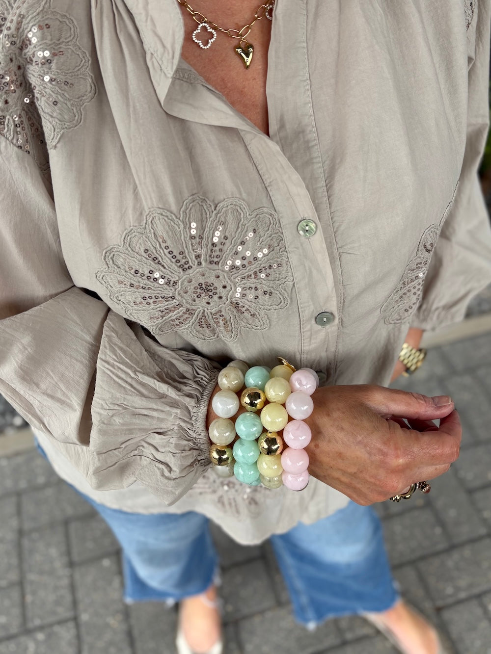 Armbanden kralen pastel kleuren