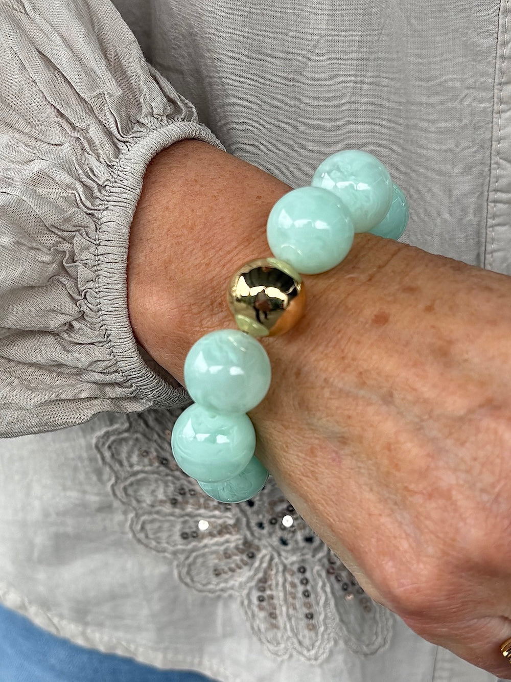 Armbanden pastel grote kralen