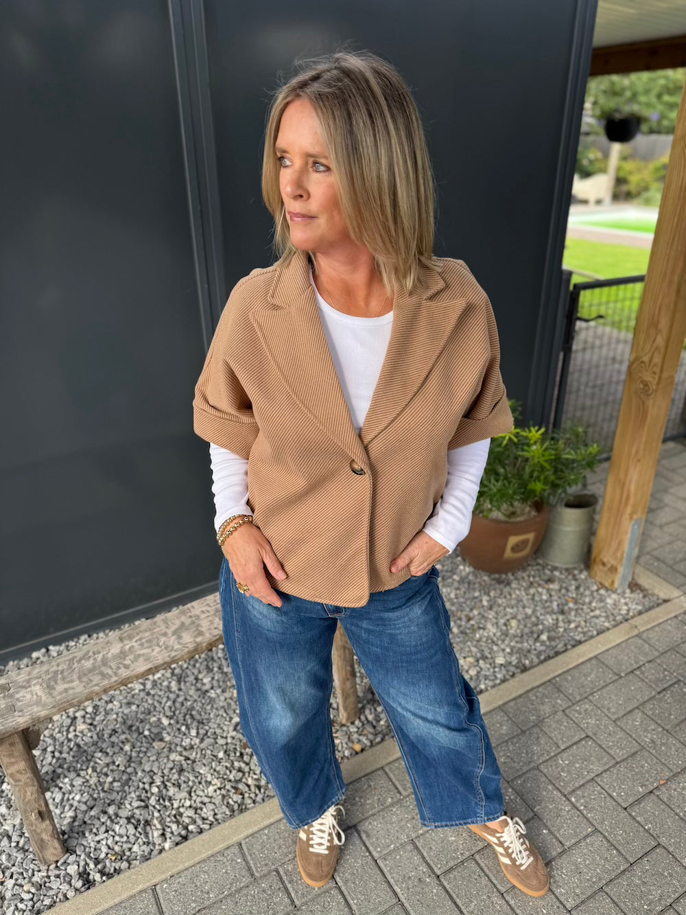 jasje korte mouw camel