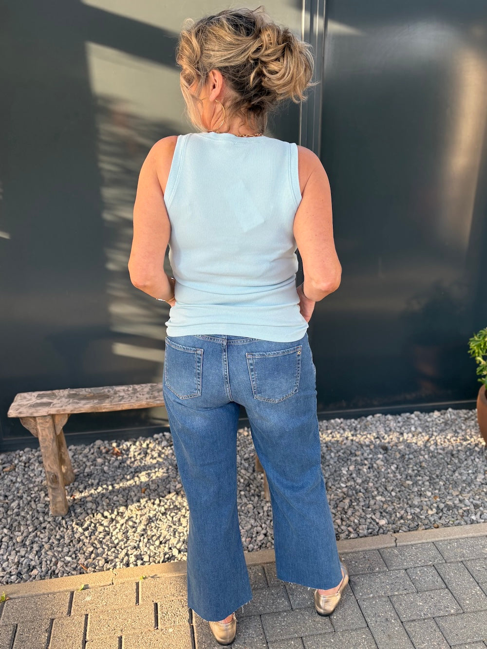 basic top lichtblauw