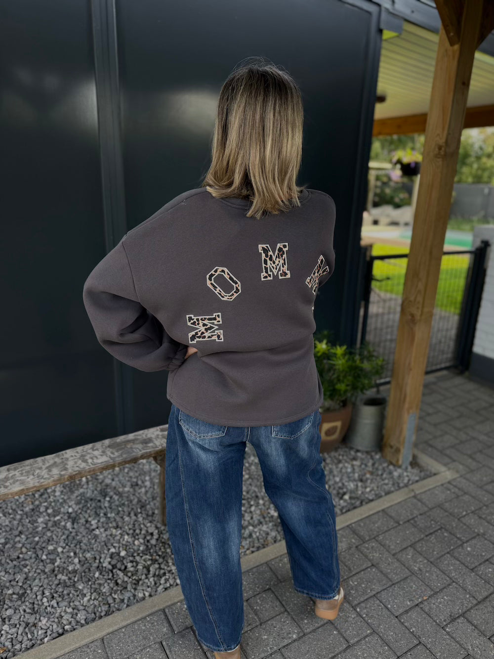 Mommy sweater met luipaard applicatie grijs