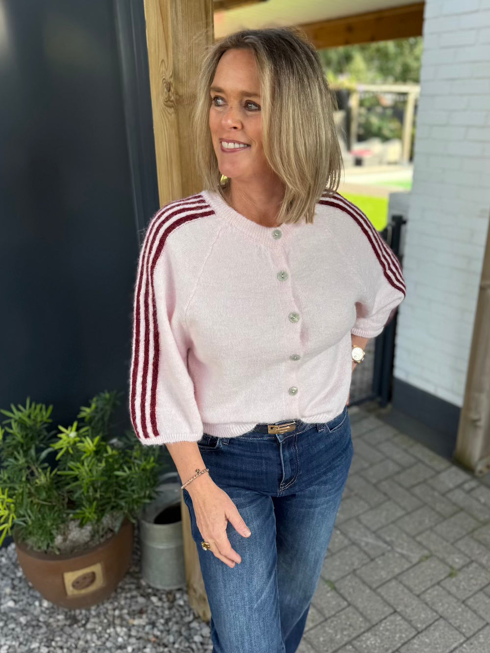 vestje met gestreepte mouw roze