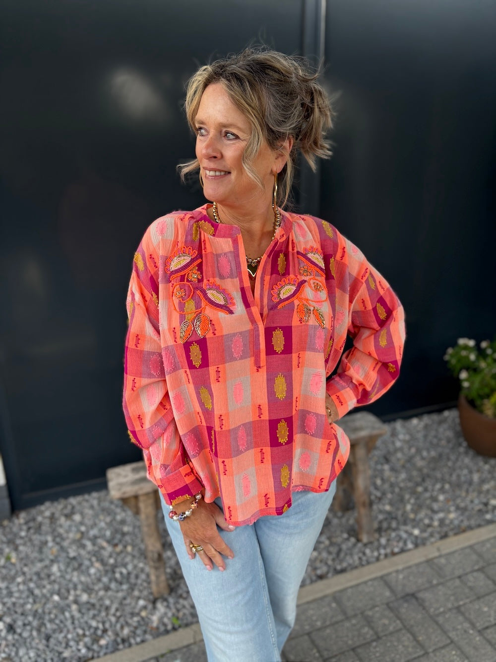 tuniek blouse koraal met geborduurde kraaltjes