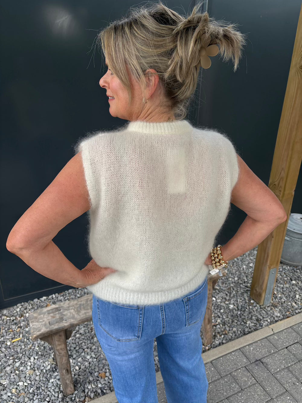 Mouwloos vestje mohair roomwit