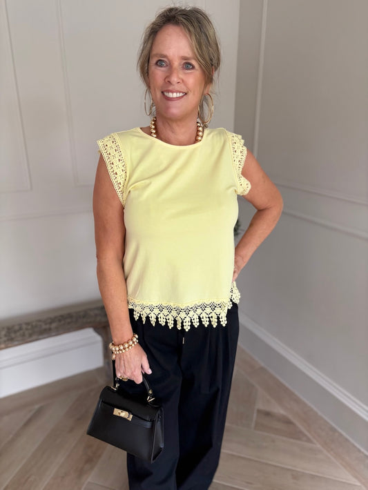shirt met details pastel geel