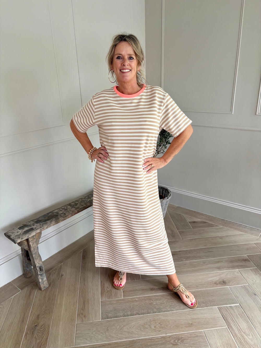 sweaterjurk beige gestreept