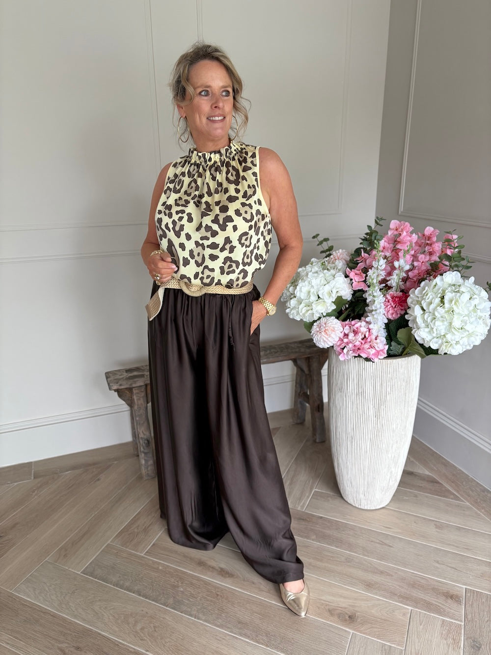 Broek wijd glanzend met elastische taille