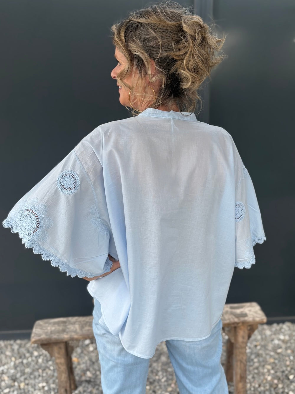 Blouse super oversized met broderie details