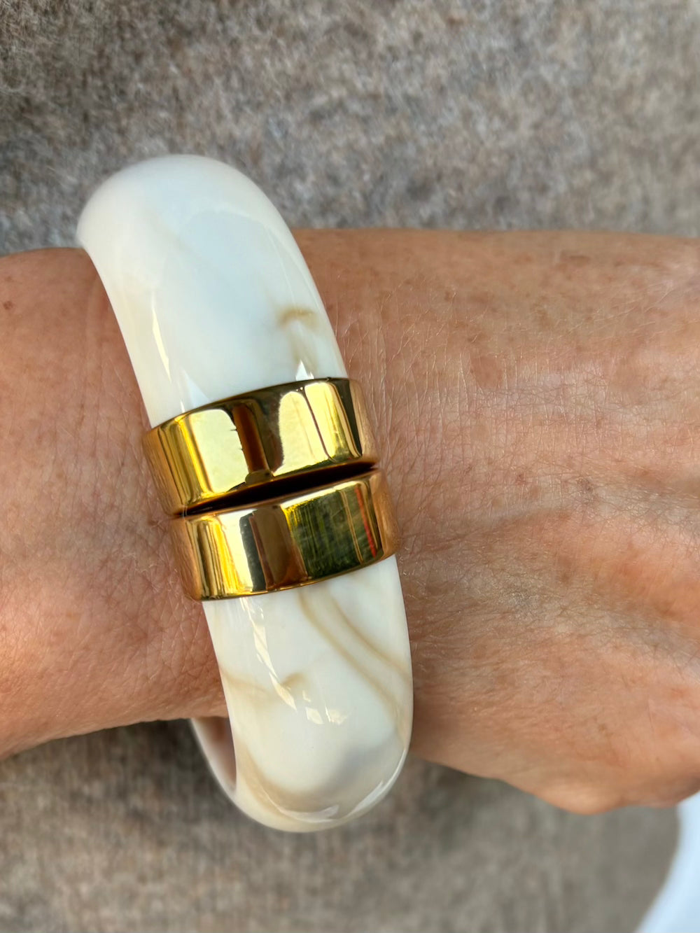 Statement armband met gouden details