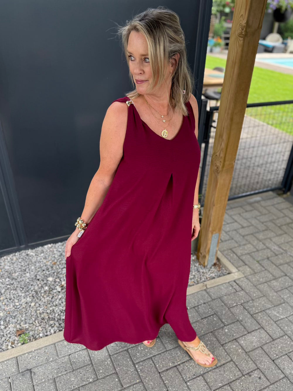 Zomerjurk  bordeaux met ronde hals dames azzurro