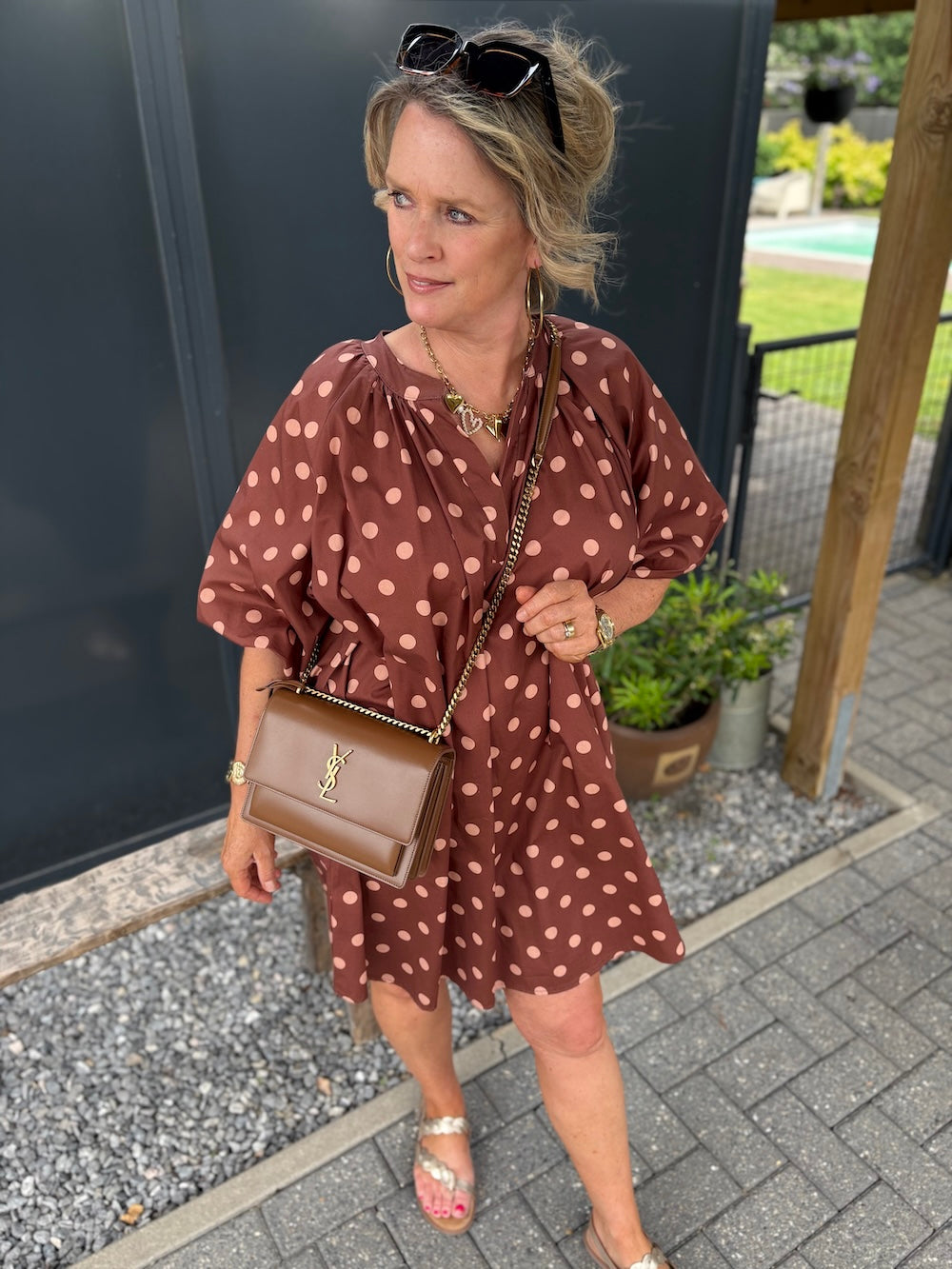 Jurkje polka dot bruim