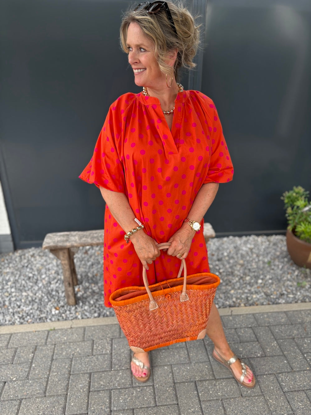 Jurkje polka dot pofmouw oranje