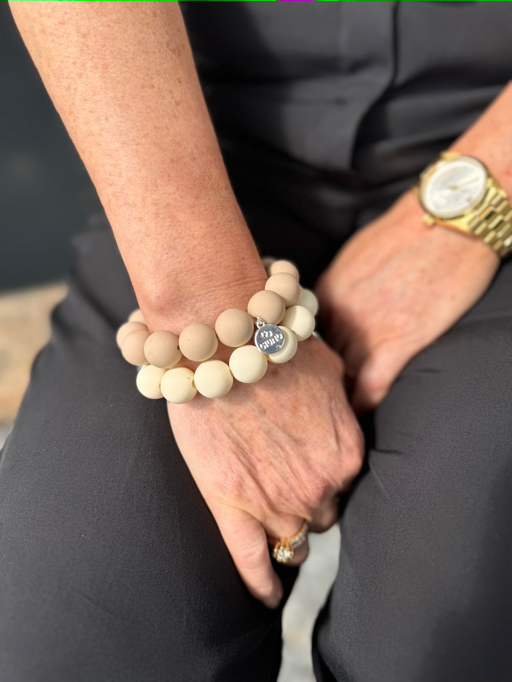 Chunky armband matte kralen creme