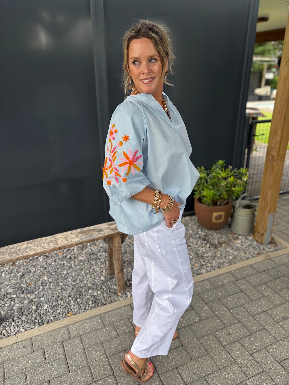 katoenen blouse pofmouw met bloemen blauw