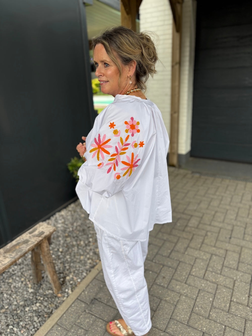 katoenen blouse pofmouw met bloemen wit