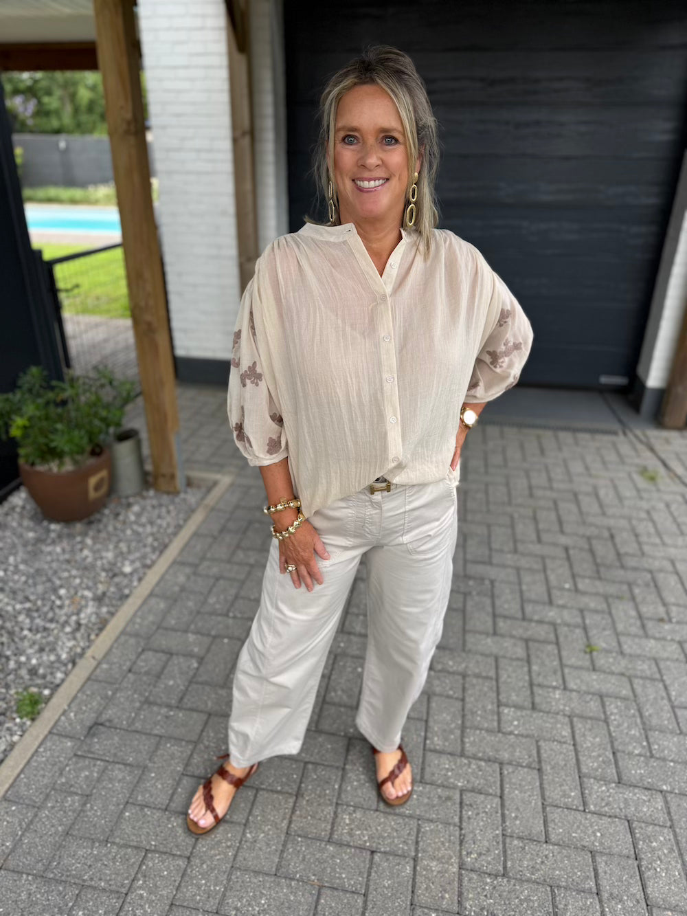 blouse pofmouw bloemen beige