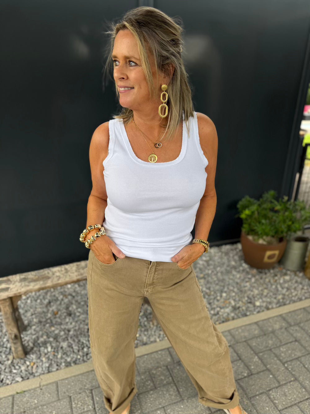 Barrel jeans camel