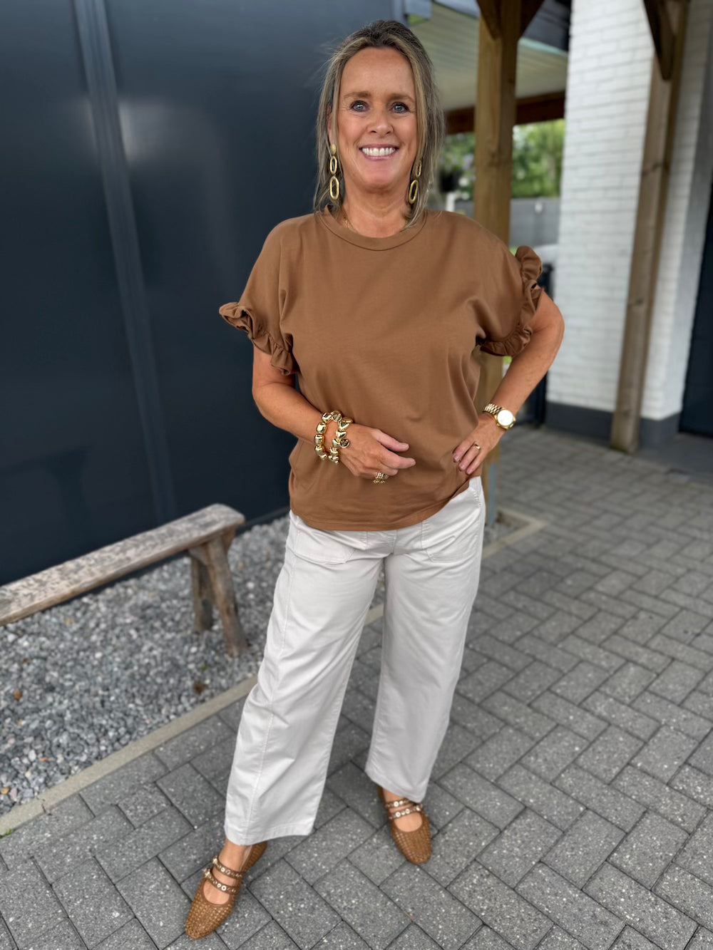 T shirt met ruches mouw camel