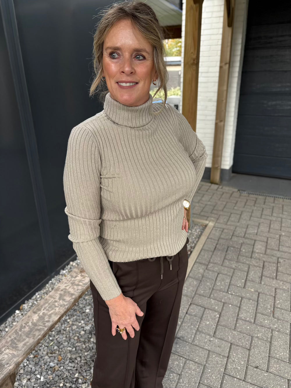 Coltrui ribbel met lurex beige